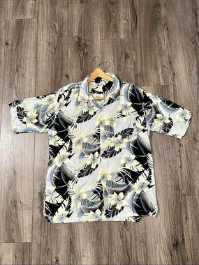 Cherokee Waikiki Wear Floral Hawaiian Shirt Black Cotton Blend Large Vintage